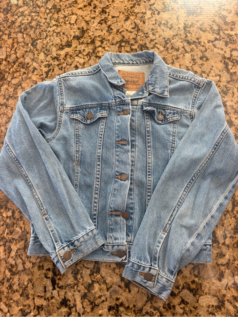 Levi Strauss & Co. Denim Jacket Size Large